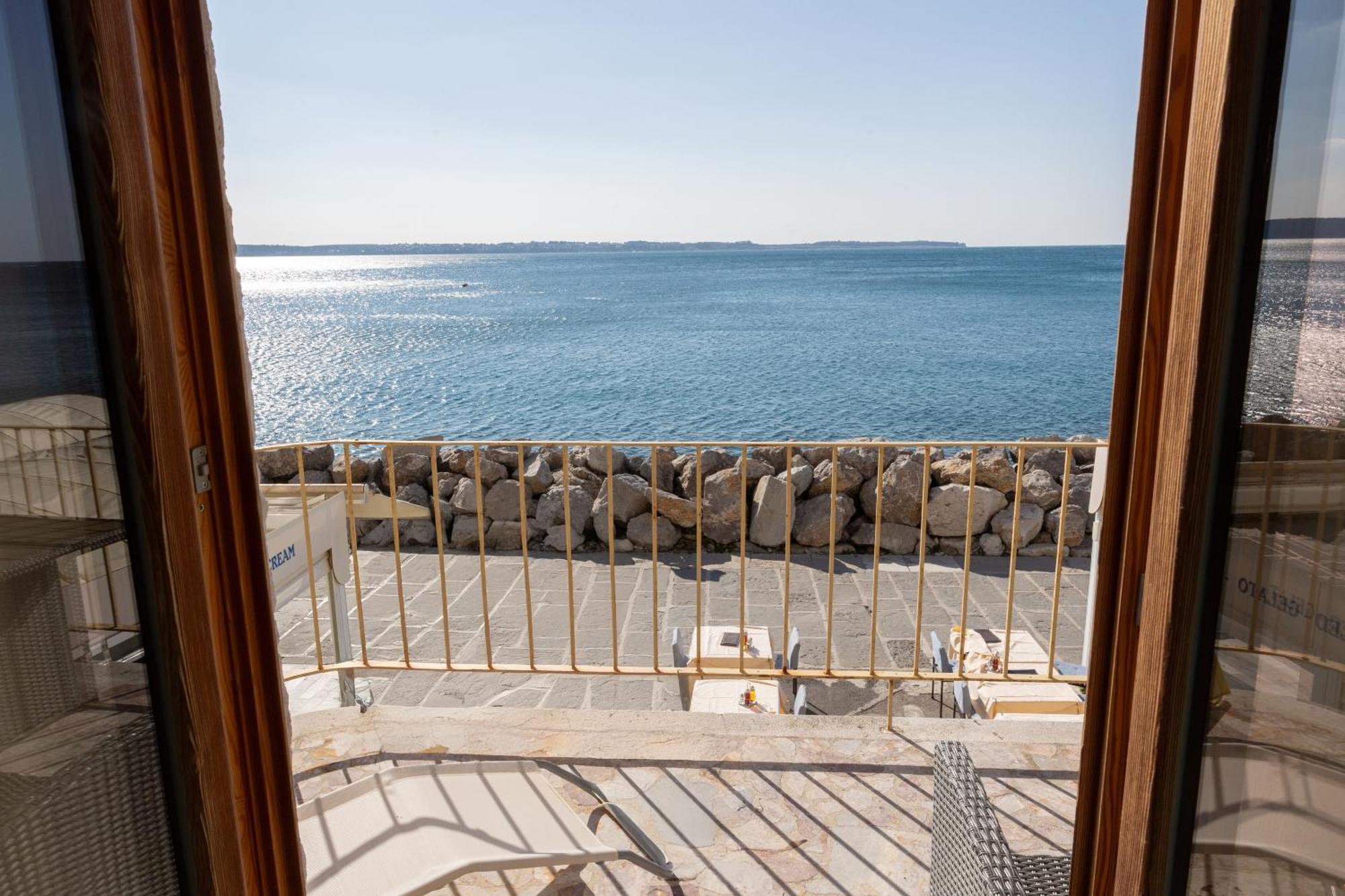Seahouse Apartments Pirano Esterno foto
